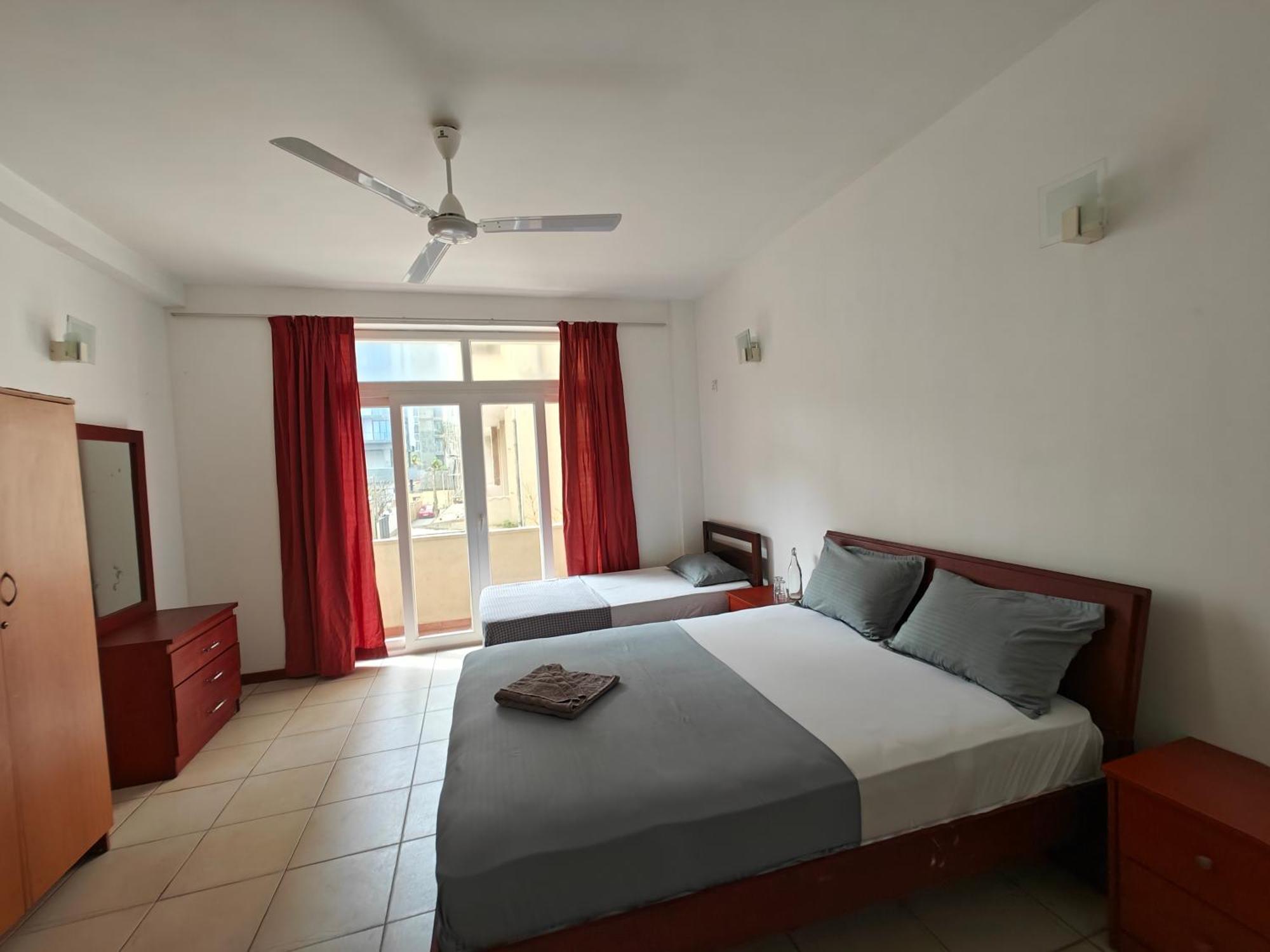 Palmyrah Residencies Hotel Colombo Quarto foto