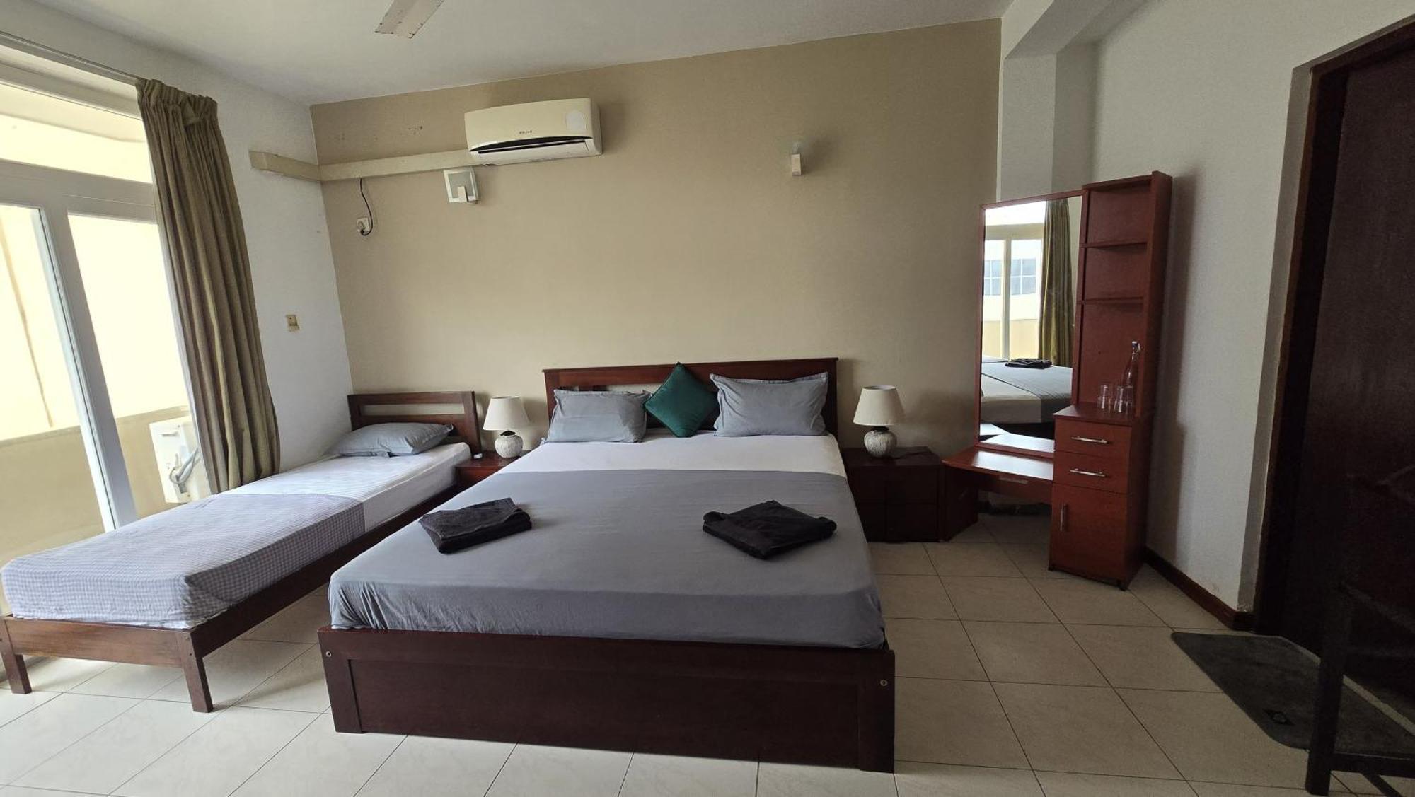 Palmyrah Residencies Hotel Colombo Exterior foto