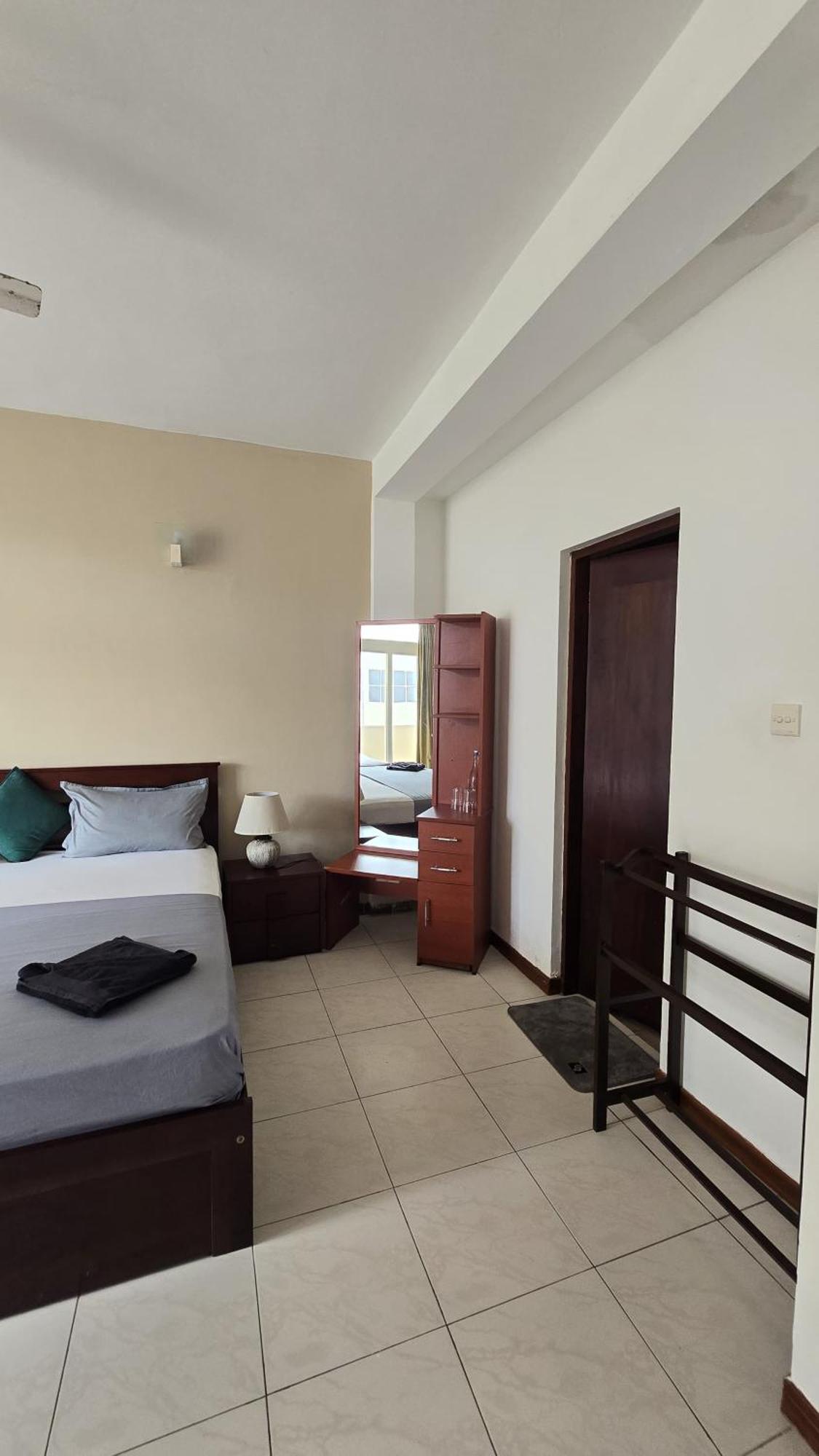 Palmyrah Residencies Hotel Colombo Exterior foto